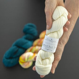 Scheepjes Nakid Series Undyed Pure Wool Fingering - 001