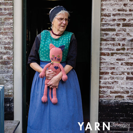 YARN Bookazine 18 The Family Issue